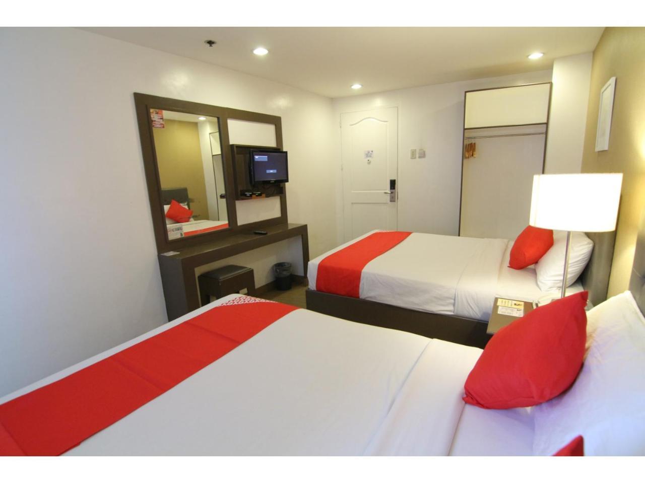 Oyo 24H City Hotel Near Makati Medical Center Makati City Zewnętrze zdjęcie