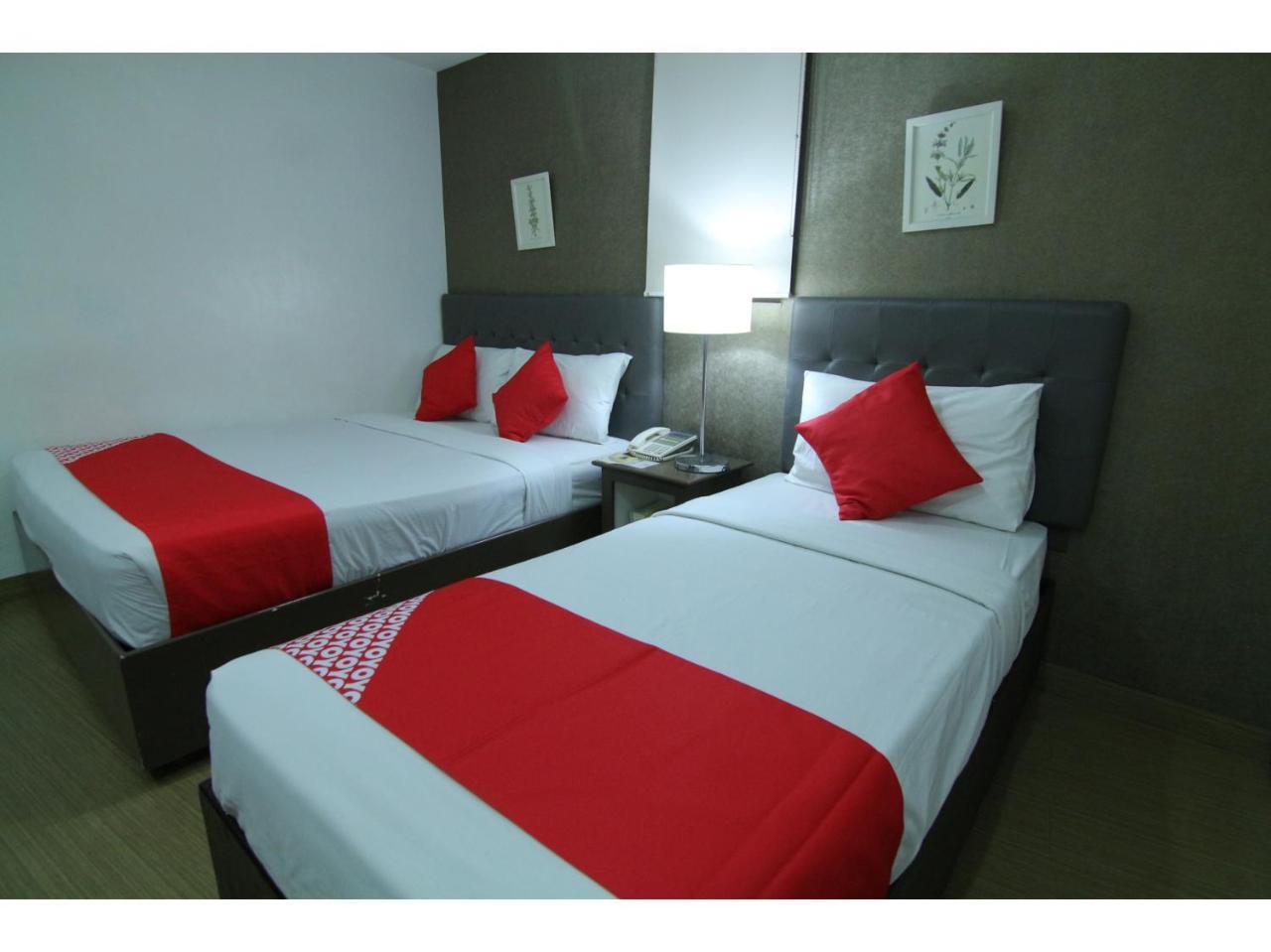 Oyo 24H City Hotel Near Makati Medical Center Makati City Zewnętrze zdjęcie
