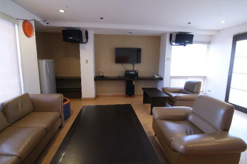 Oyo 24H City Hotel Near Makati Medical Center Makati City Zewnętrze zdjęcie